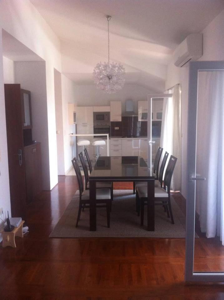 Apartments Milka Трогир Стая снимка