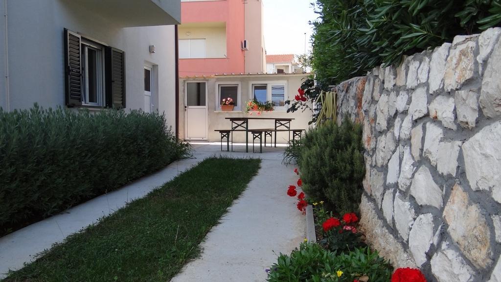 Apartments Milka Трогир Екстериор снимка