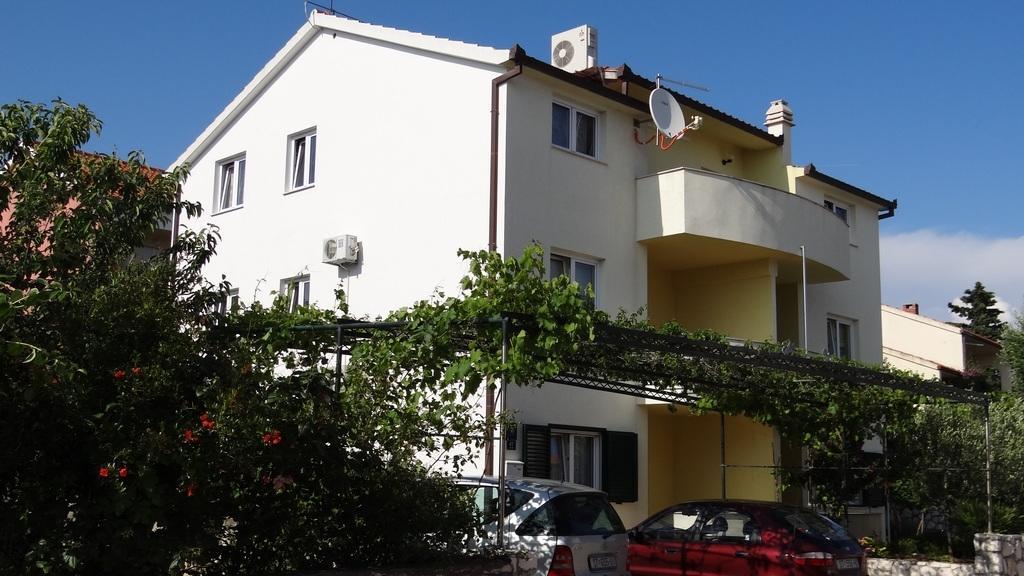 Apartments Milka Трогир Екстериор снимка