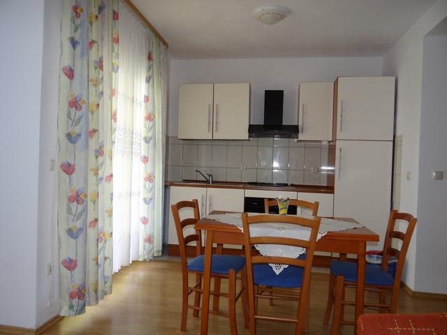 Apartments Milka Трогир Стая снимка